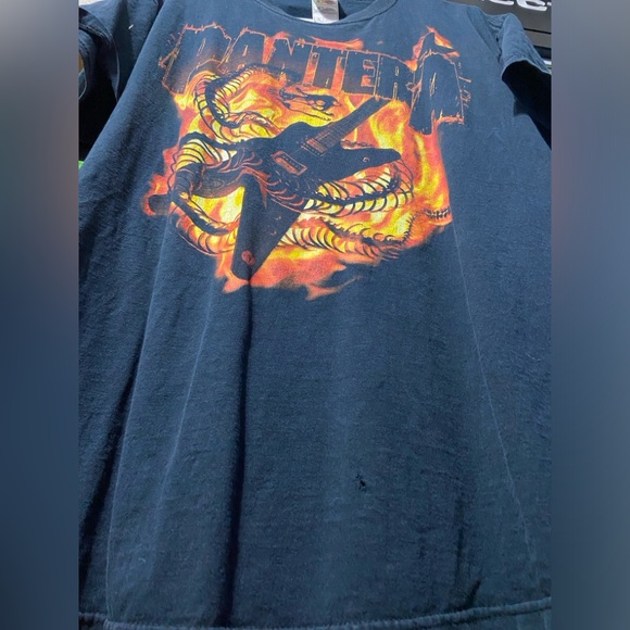 Vintage Pantera band tee - Picture 3 of 4